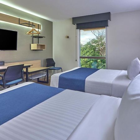 City Express By Marriott Playa Del Carmen Exteriör bild