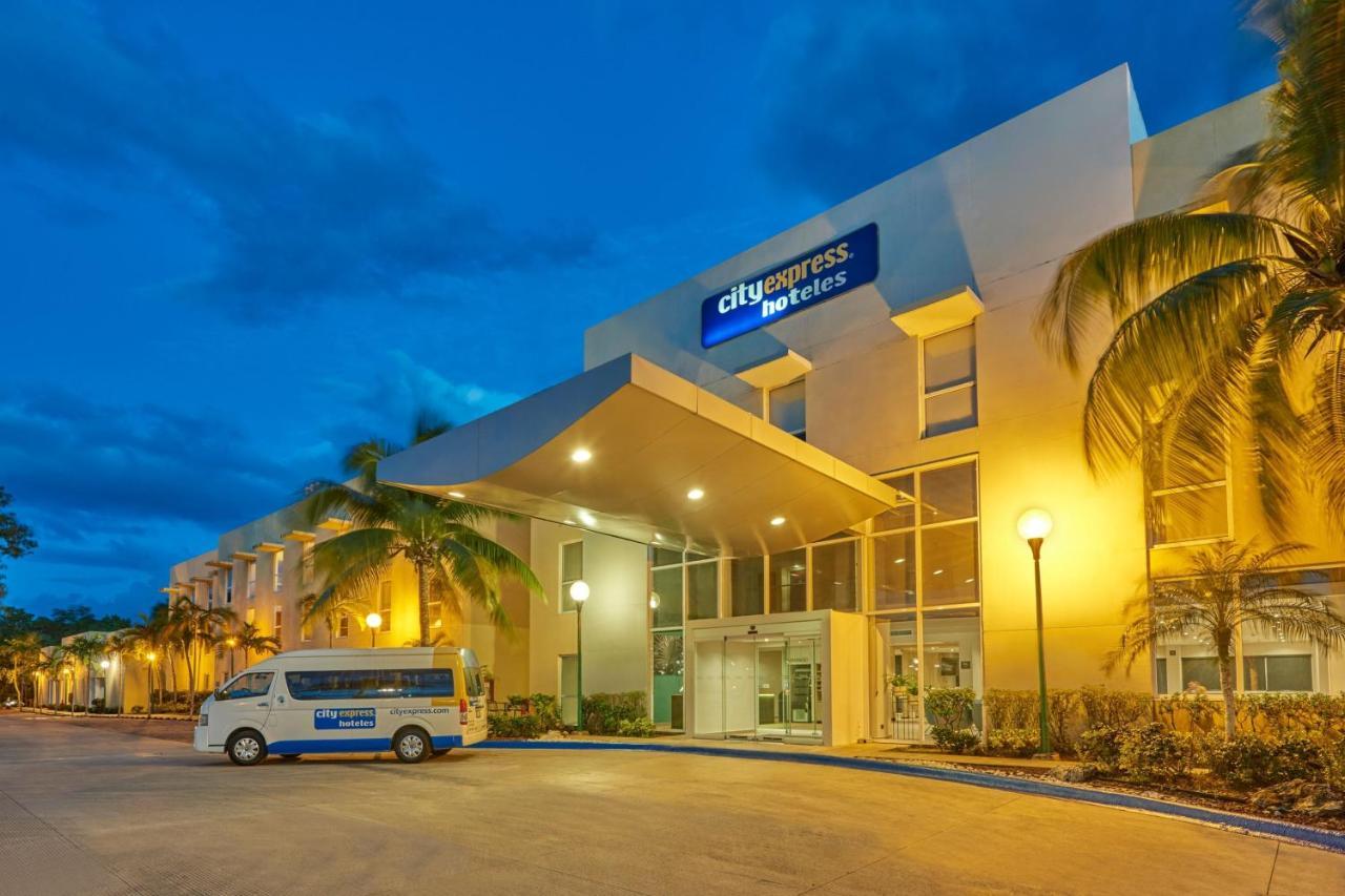 City Express By Marriott Playa Del Carmen Exteriör bild