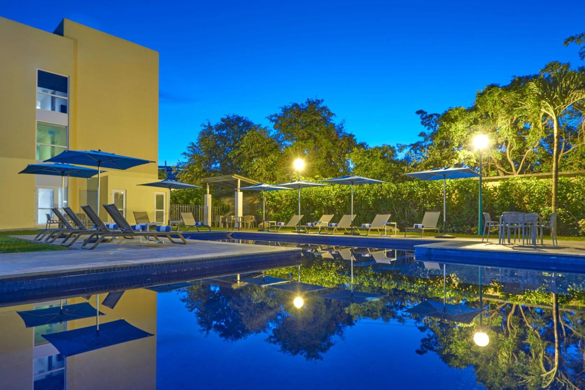 City Express By Marriott Playa Del Carmen Exteriör bild