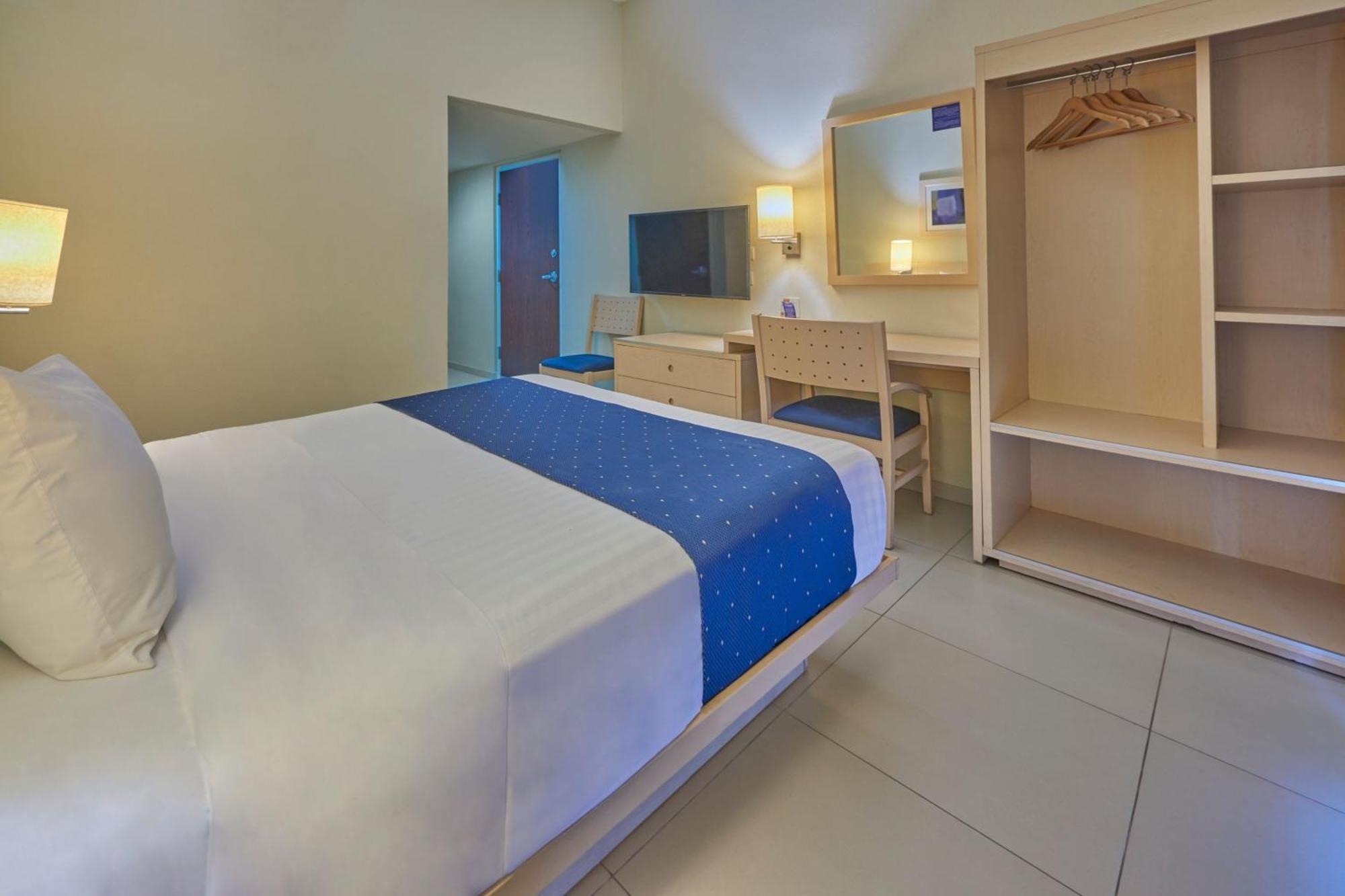 City Express By Marriott Playa Del Carmen Exteriör bild
